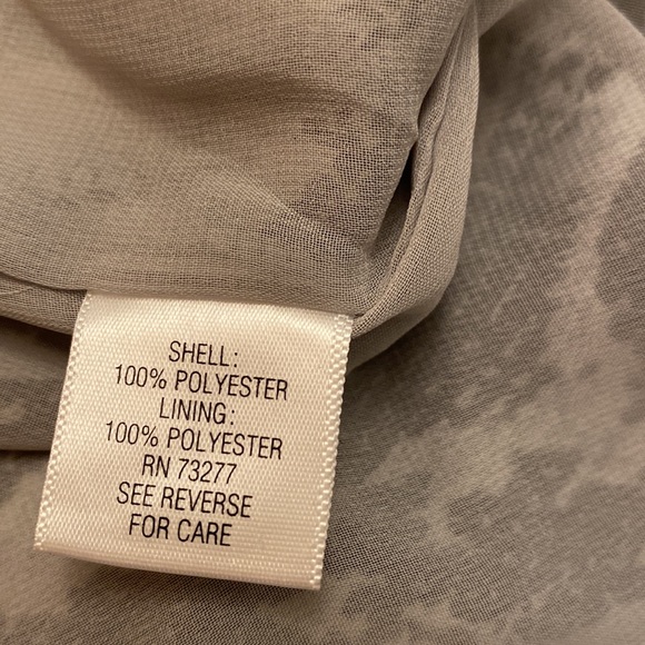 APT.9 Women’s Sleeveless Dressy Snake Print Top Small Double Lined Excellent Con - Picture 5 of 8